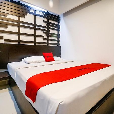 Reddoorz Plus Near Pasar Wisata Pekanbaru Exteriér fotografie