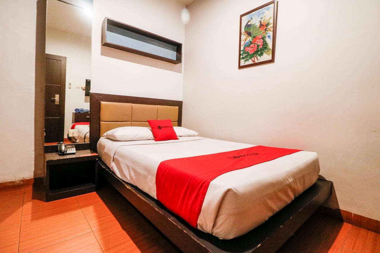 Reddoorz Plus Near Pasar Wisata Pekanbaru Exteriér fotografie
