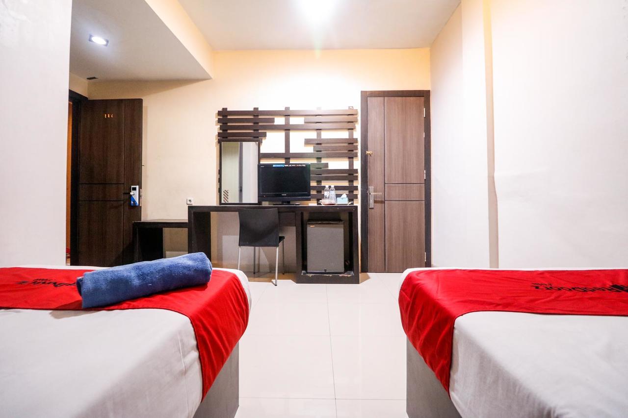 Reddoorz Plus Near Pasar Wisata Pekanbaru Exteriér fotografie