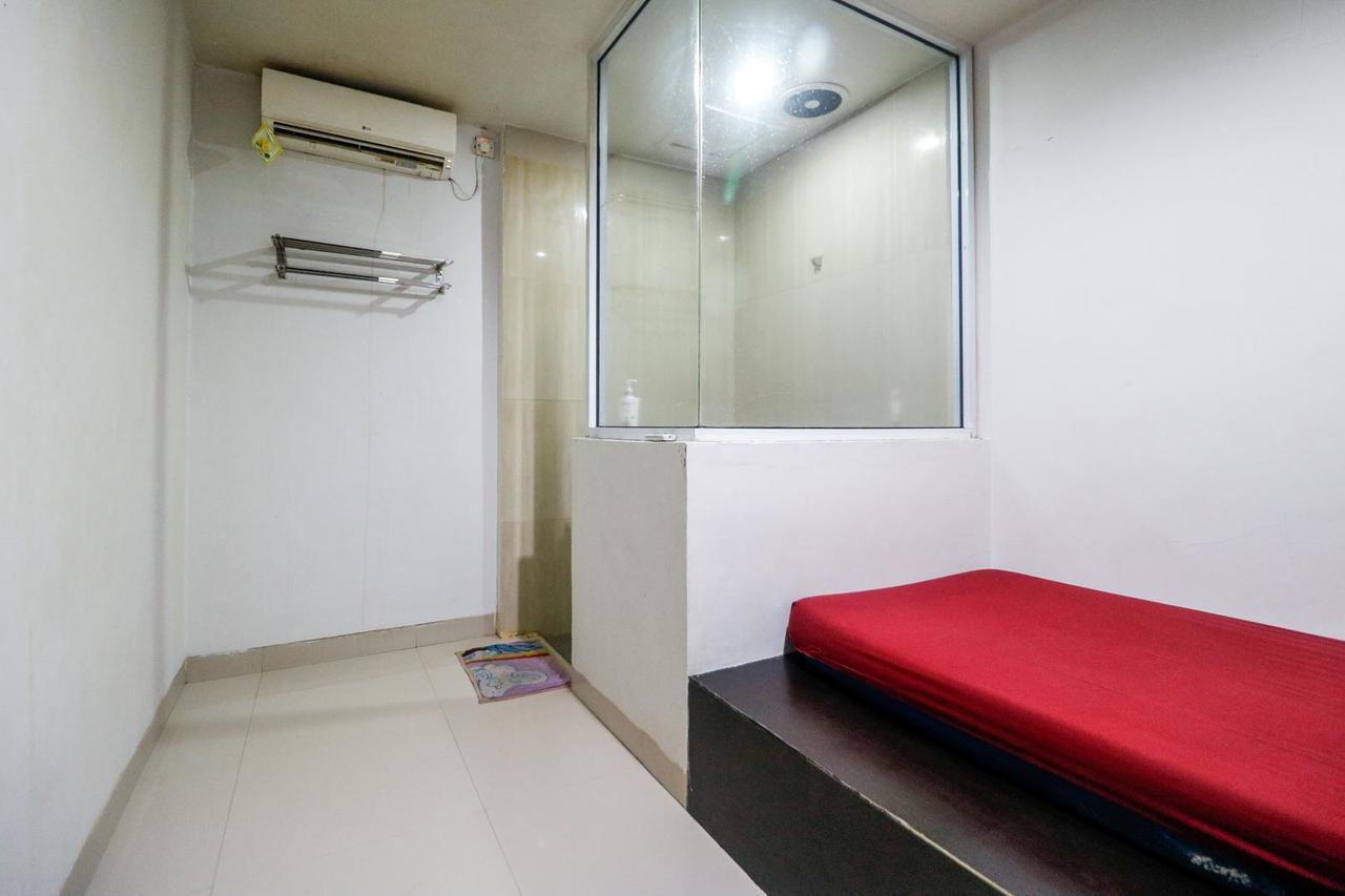 Reddoorz Plus Near Pasar Wisata Pekanbaru Exteriér fotografie