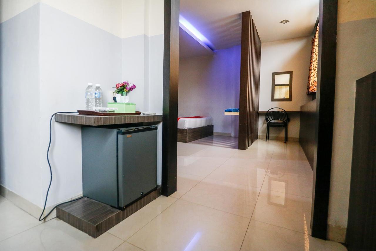 Reddoorz Plus Near Pasar Wisata Pekanbaru Exteriér fotografie