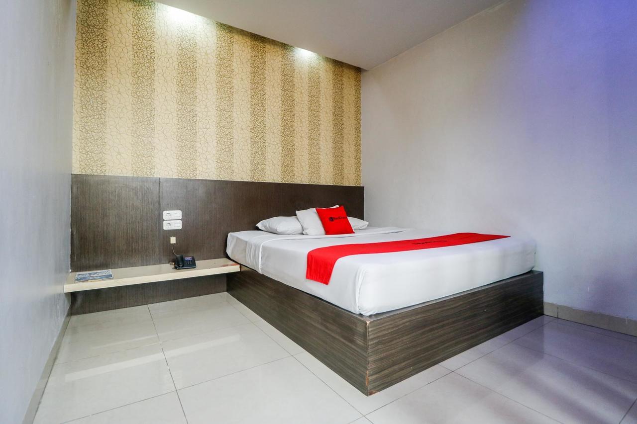 Reddoorz Plus Near Pasar Wisata Pekanbaru Exteriér fotografie